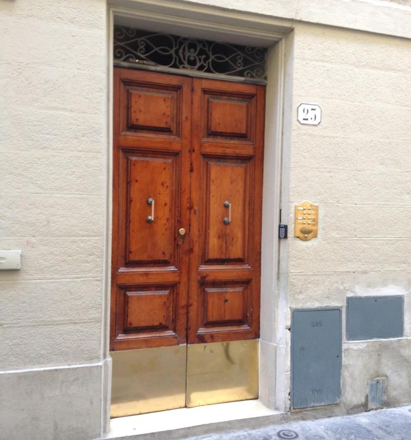 Modern Apartment Sant'Antonino - Chambres d’hôtes Florence