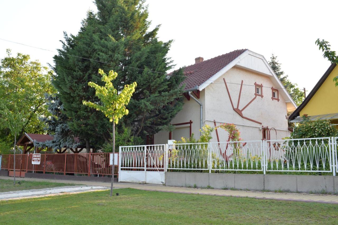 Varga Vendégház - Chambres d’hôtes