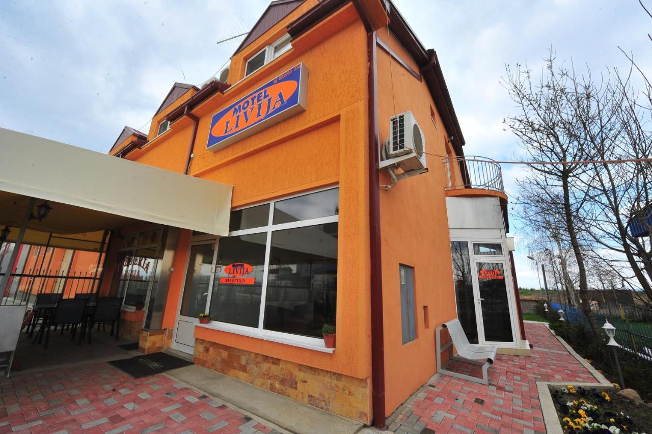 Livija rooms - B&B Петровец