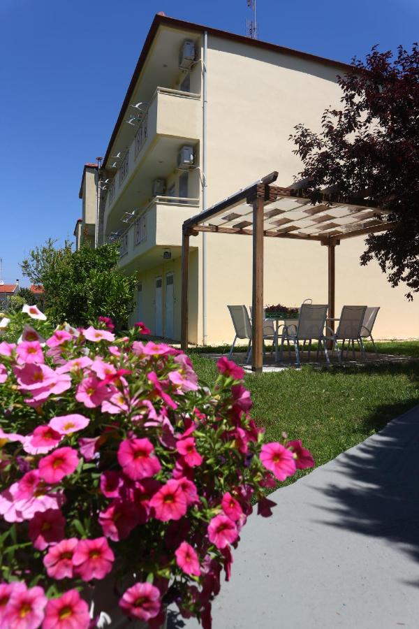 SeaPaint Studios - B&B
