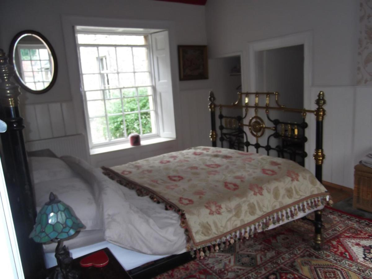 B&B Shepton Mallet - Manor House Annex - Sleeps up to 6 People - Bed and Breakfast Shepton Mallet