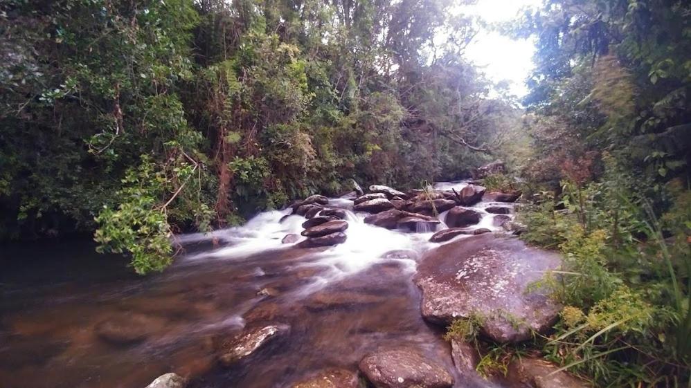 Dreibettzimmer mit eigenem externen Bad