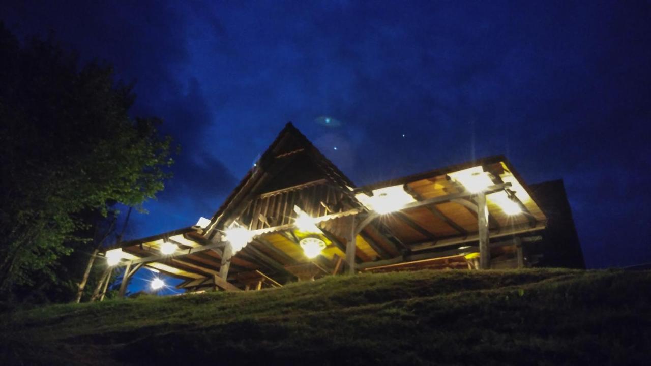 Vacation House Spiritus Flumine - Bed and Breakfast Netretić