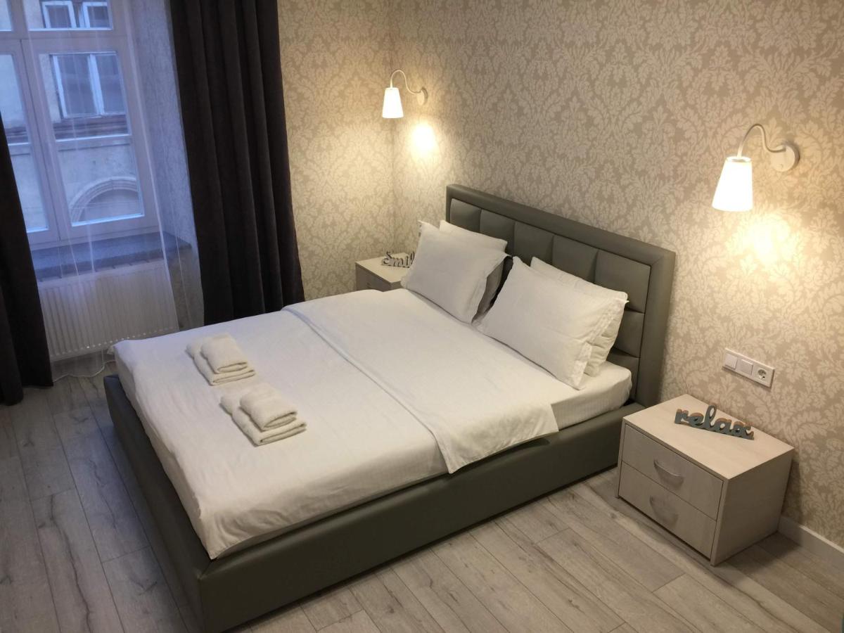 Apartment on Yana Zhyzhky Street 4