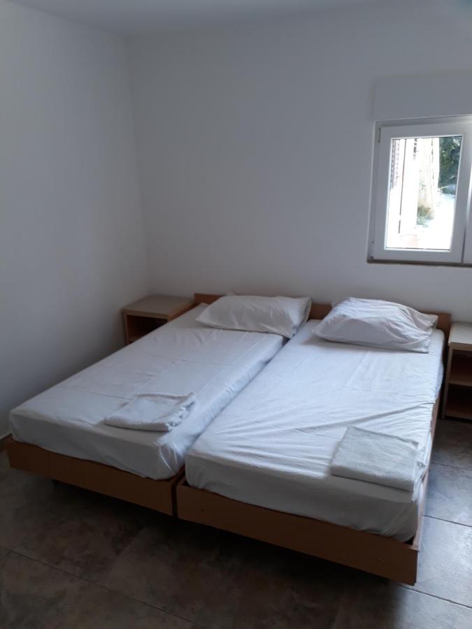Triple Room with Bathroom
