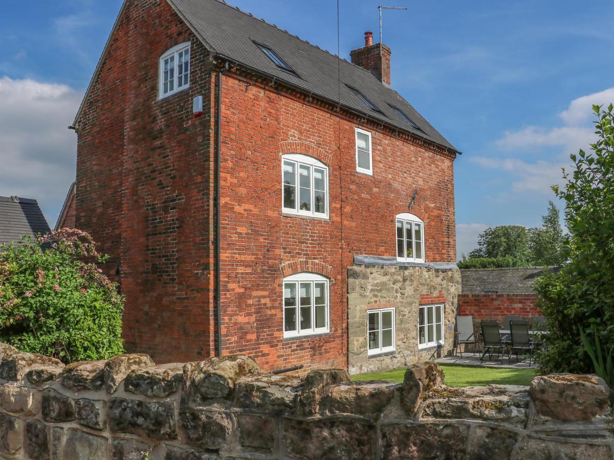 B&B Ashby-de-la-Zouch - Firtree Cottage - Bed and Breakfast Ashby-de-la-Zouch