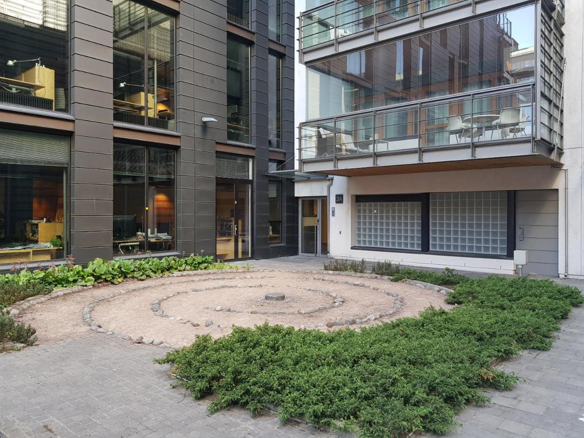 -- 2ndhomes Luxury Kamppi Center Apartment with Sauna -- - B&B Helsinki