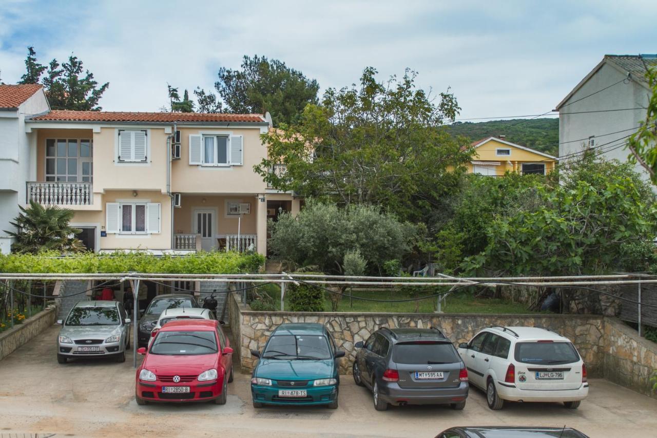 Apartmani Pucarin - Chambres d’hôtes