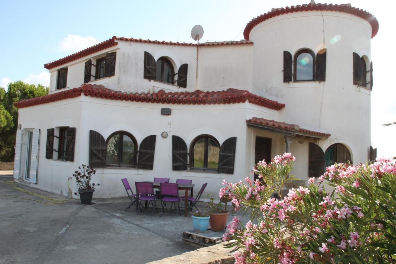 Charly Point Villa - B&B