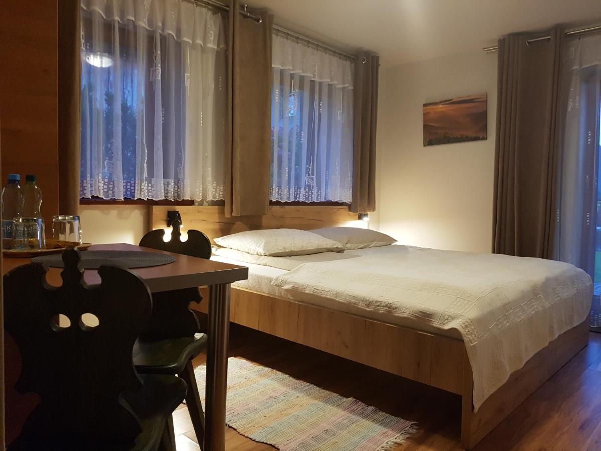 Double or Twin Room with Private Bathroom