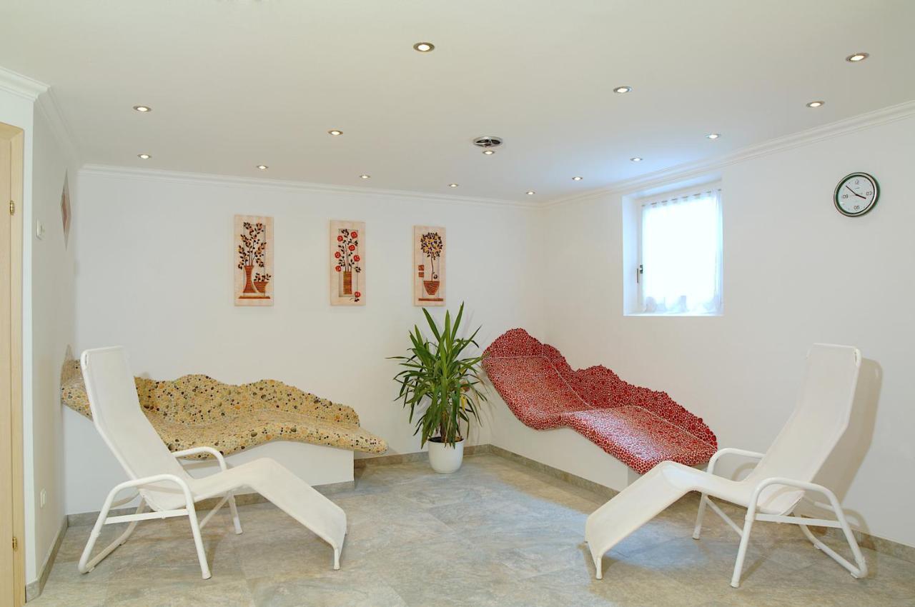 Pension & Appartements Anny - Ferienwohnung Maria Alm am Steinernen Meer