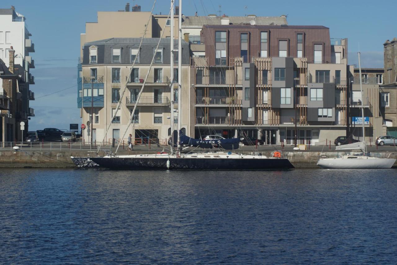 Appartement Quai Sud, T1 bis-37m2, Terrasse, Parking, plage et vieille ville à proximité immédiate - B&B Saint-Malo