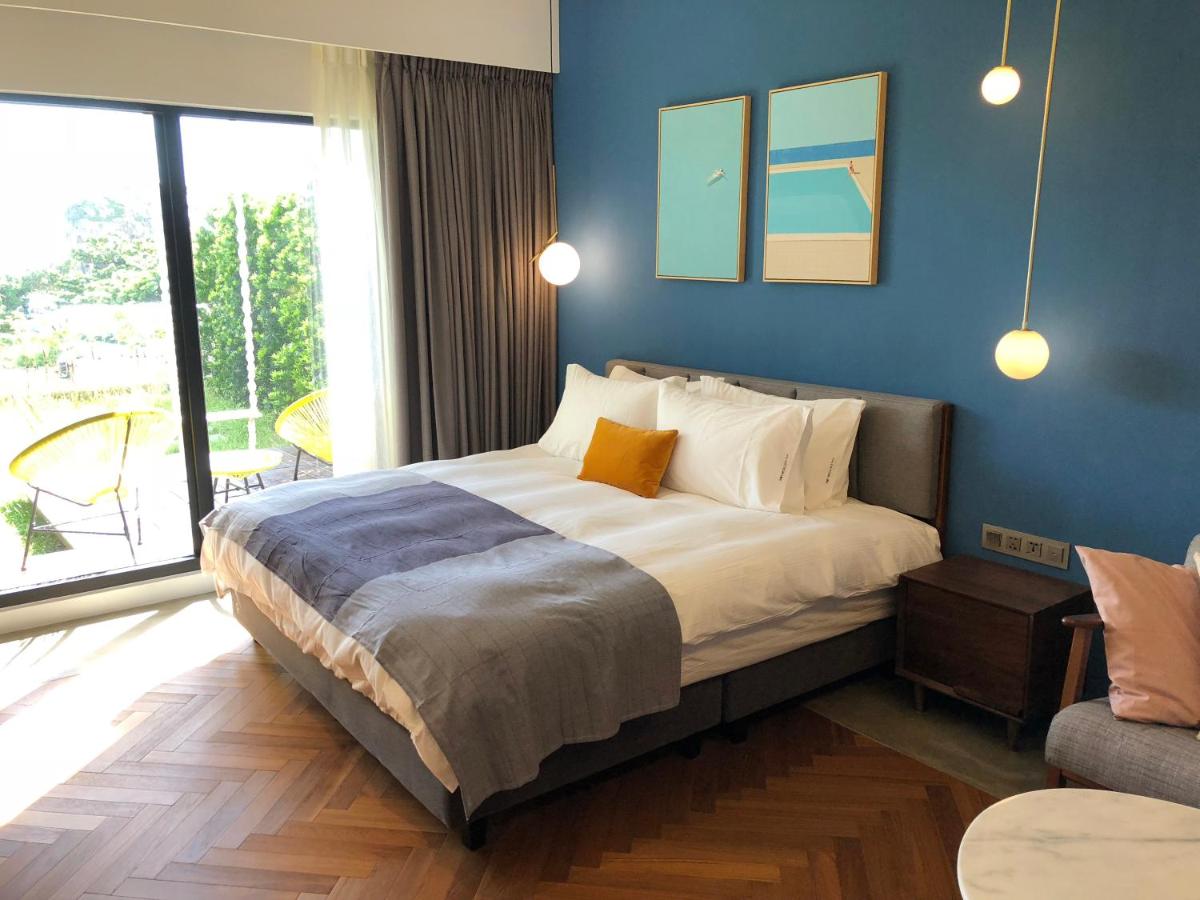 Deluxe Double Room with Sea View and Garden View
