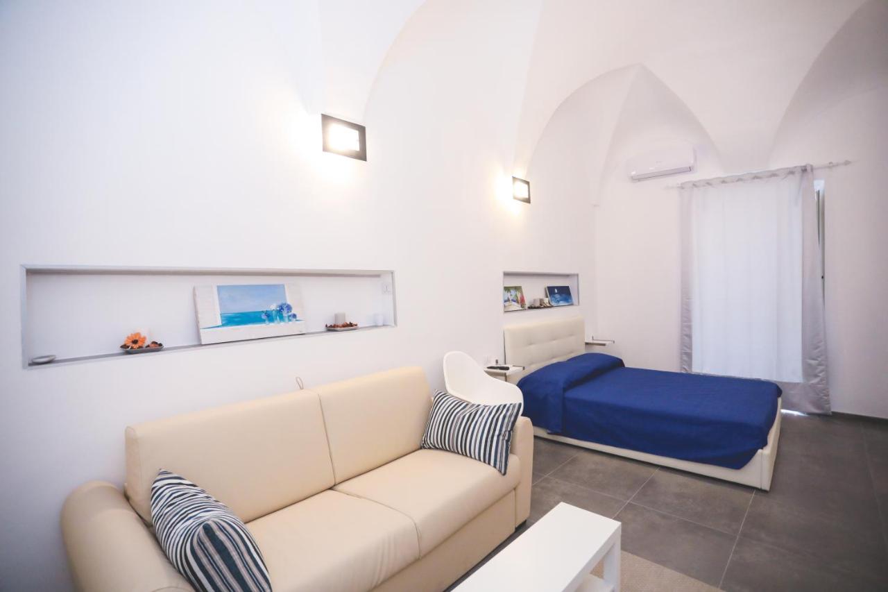 B&B Gaeta - IL VIAGGIATORE VIA INDIPENDENZA 2 - Bed and Breakfast Gaeta