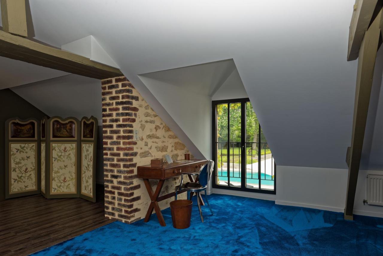 Double Room with Pool View
