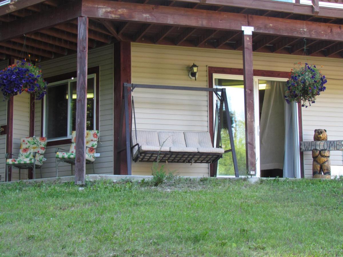 Peaceful 3 bdrm Alaskan getaway - B&B