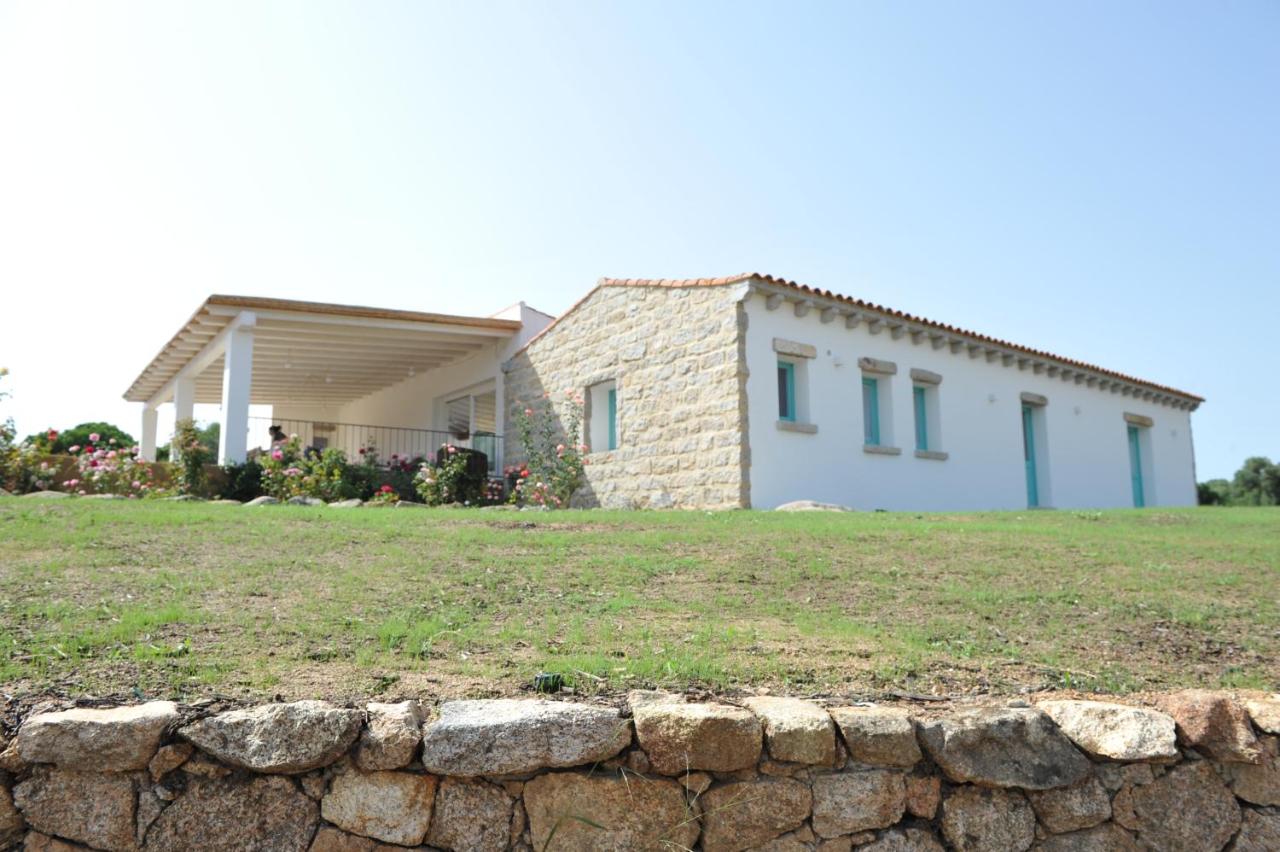 B&B Arzachena - B&B Li Tauli - Bed and Breakfast Arzachena