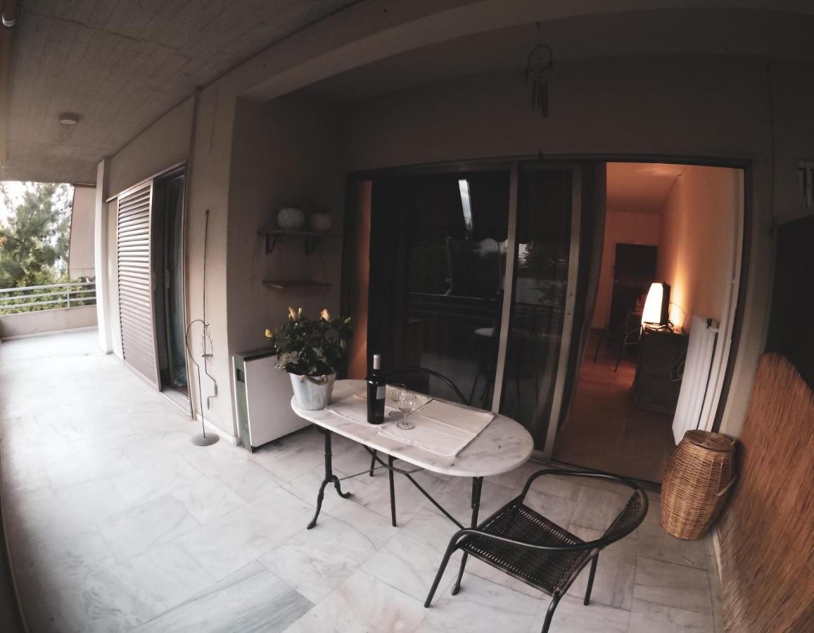 City Break Nearby Metro And Bus Express Airport - Chambres d’hôtes Athènes
