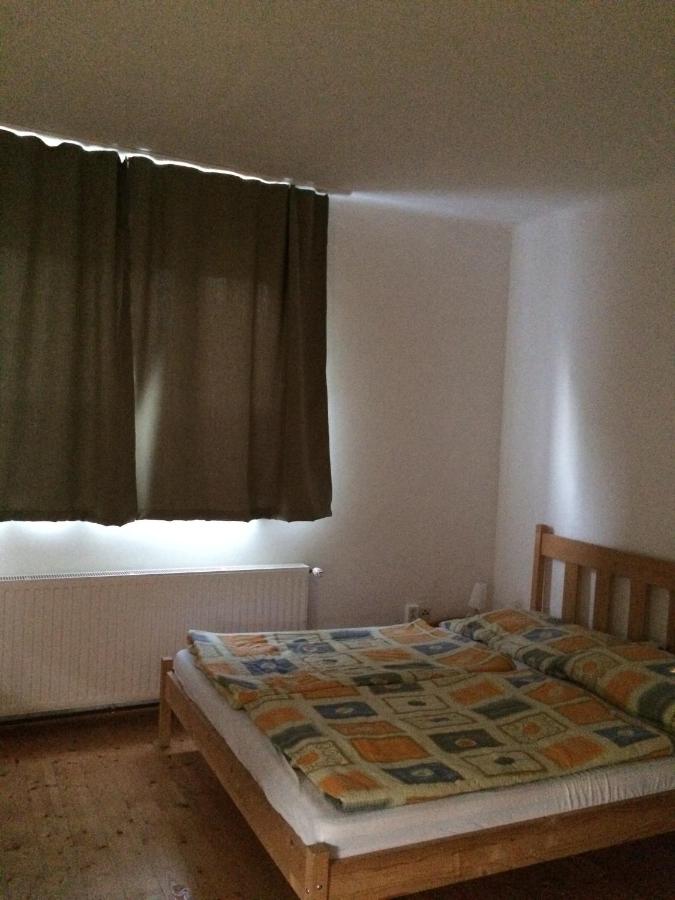Vierbettzimmer mit Bad