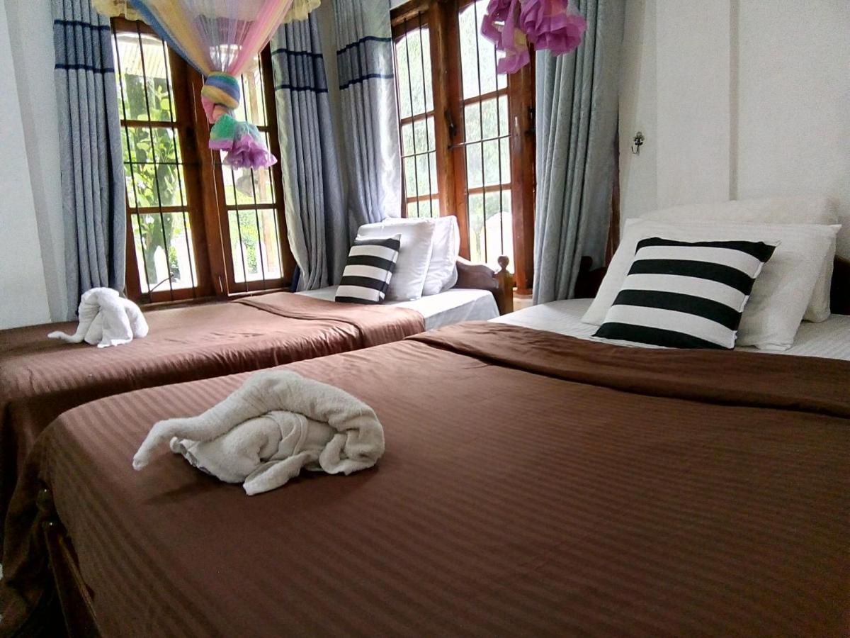 Doppelzimmer mit Balkon
