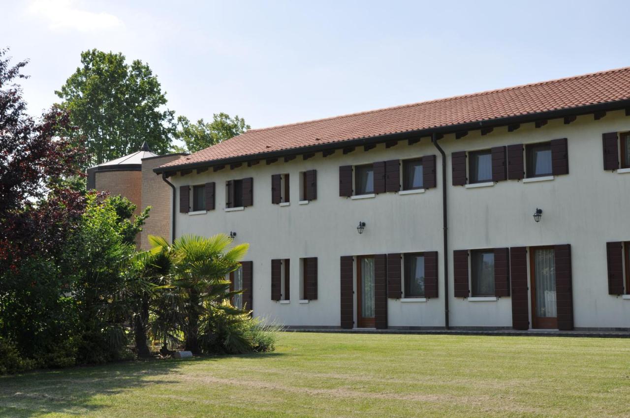 Doppelzimmer mit Gartenblick