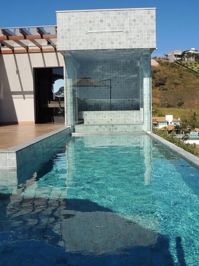 Suítes de Luxo Paraíso de Minas Escarpas - Chambres d’hôtes