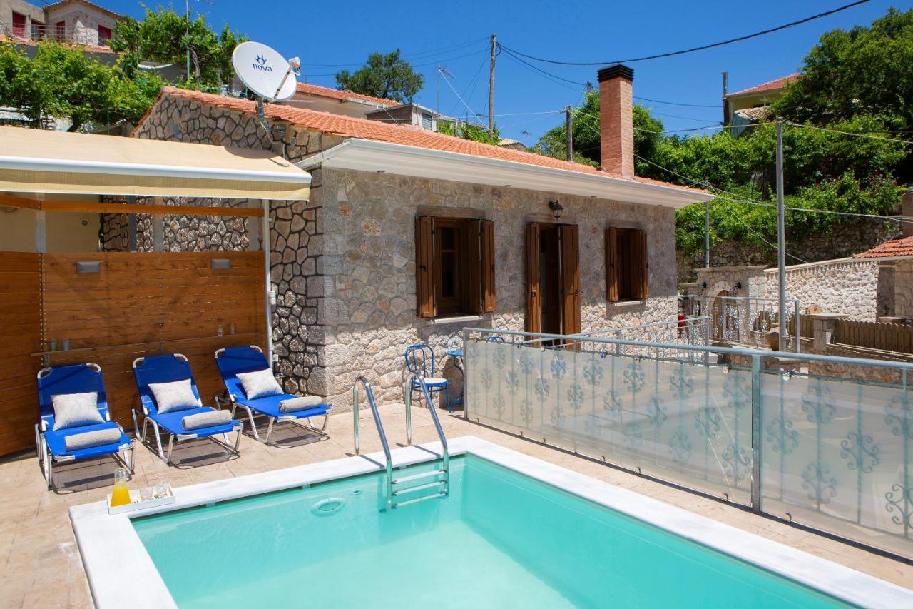 Villa Eglouvi - B&B Englouví