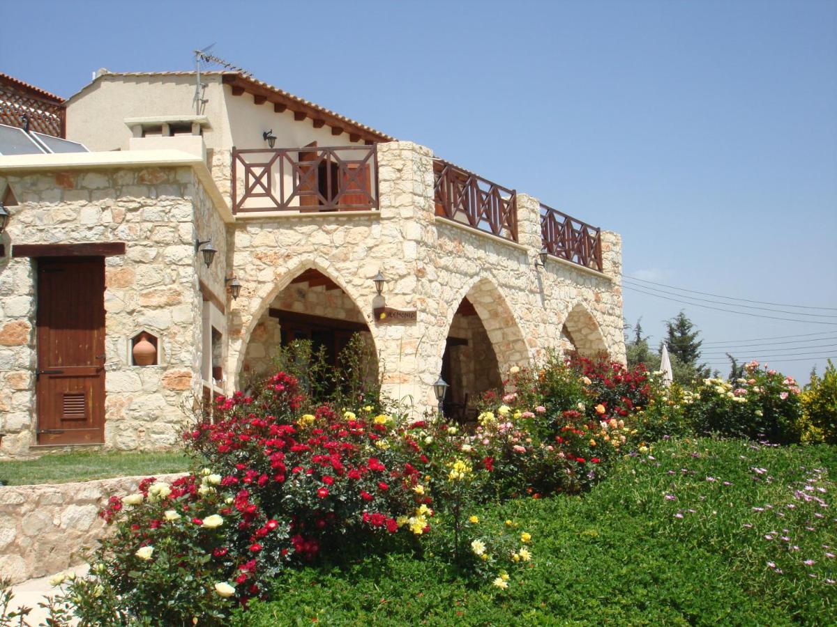 B&B Miliou - Villa for rent in MILIOU close to Lachi & Peyia - Bed and Breakfast Miliou