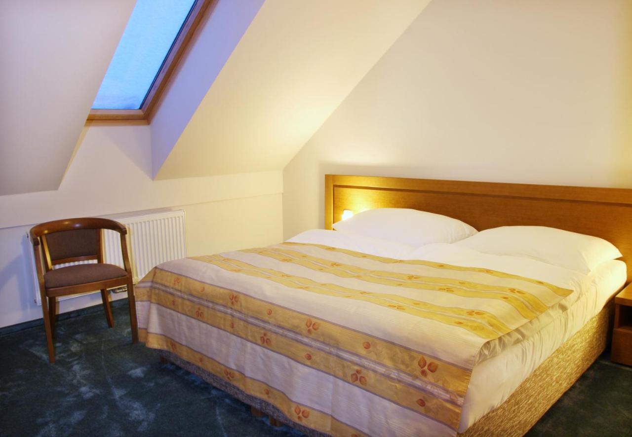 Double Room - Attic