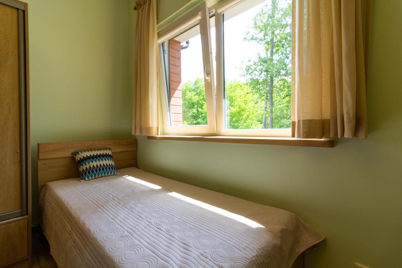 Familienzimmer mit Gartenblick