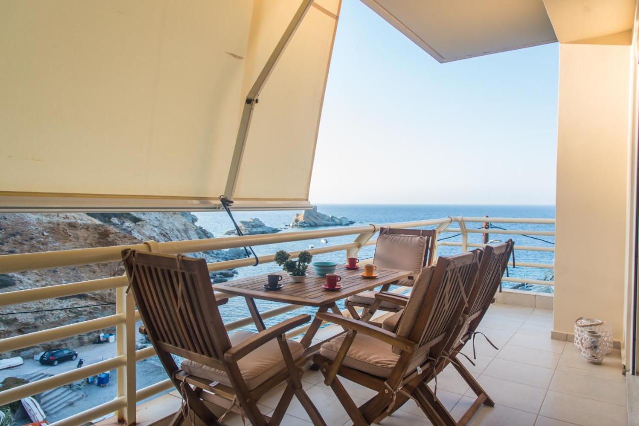 Luxury Seaside House in Mades Heraklion - B&B Agia Pelagia