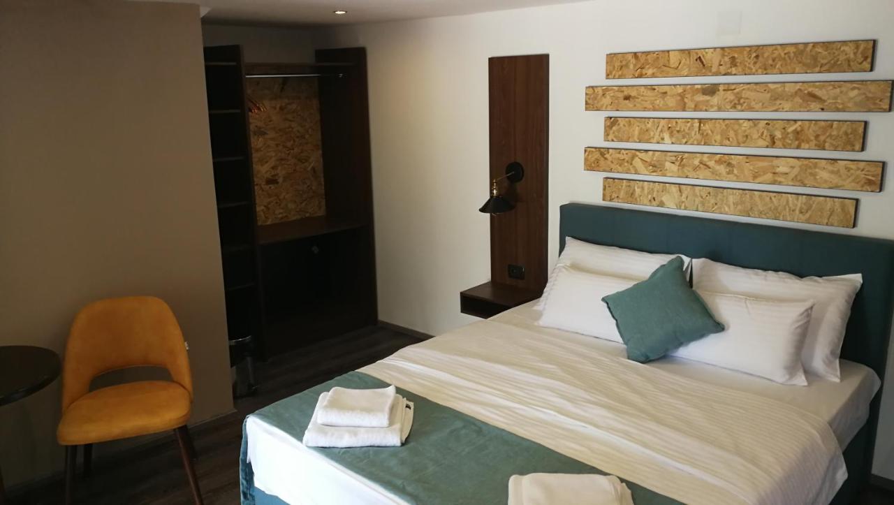 Triple Room with Garden View