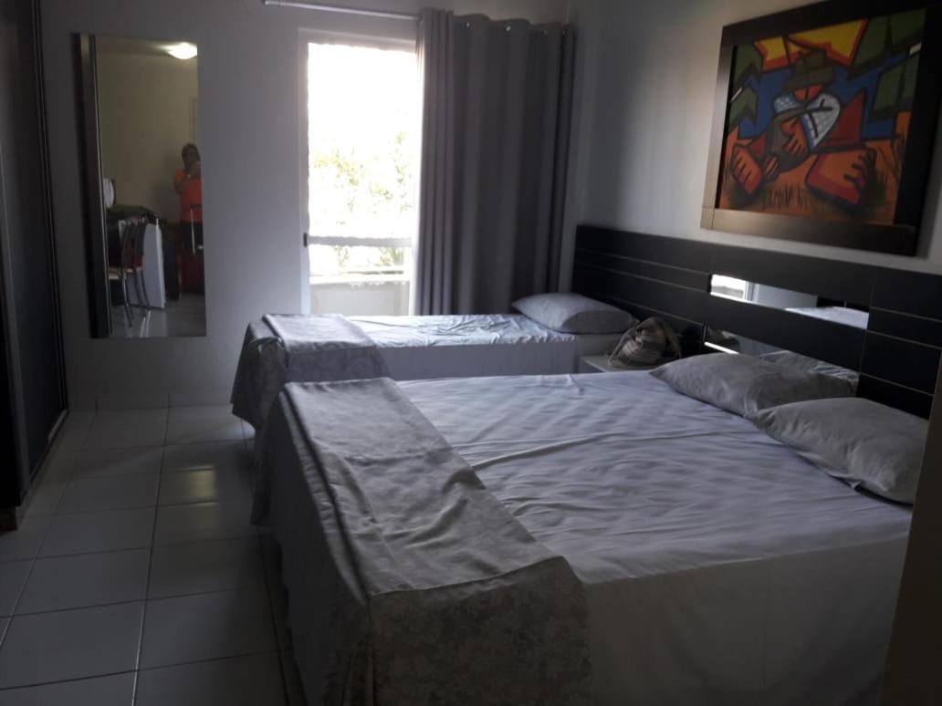 Lagoa Quente Flat Service - B&B