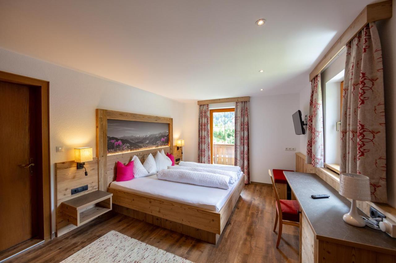 Doppelzimmer mit Balkon