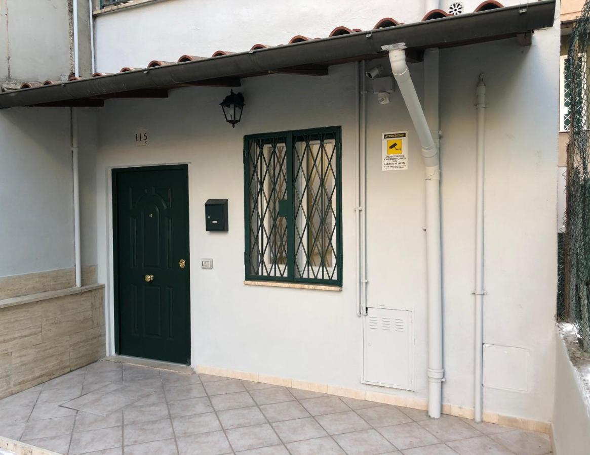 Detached House Garden Rome - Chambres d’hôtes
