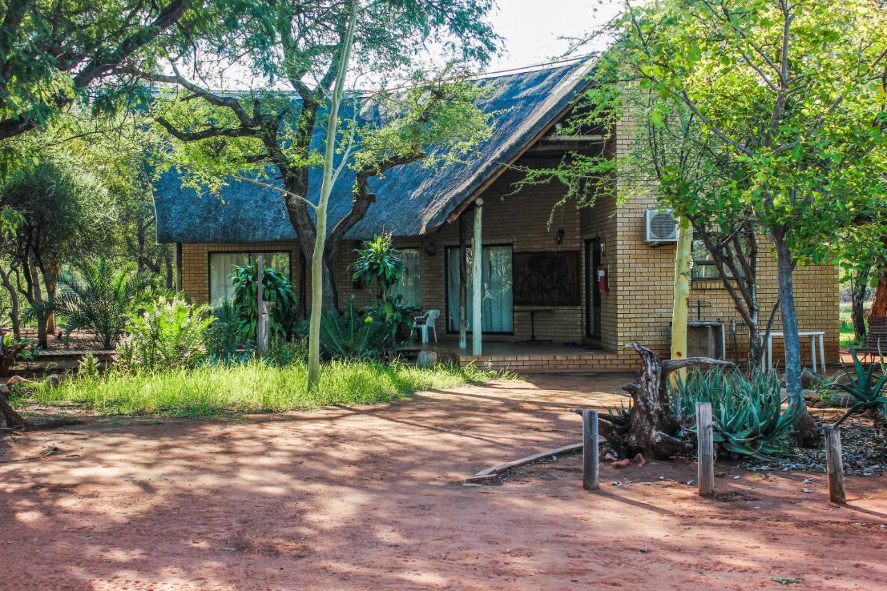 Zingela Nature Reserve - Leadwood Lodge - B&B