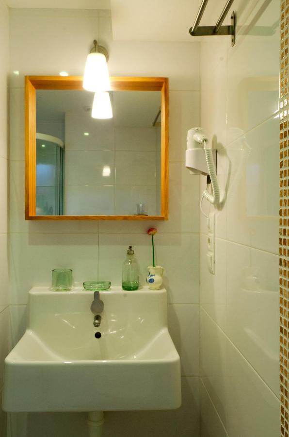 One-Bedroom Apartment (2 - 4 Adults)