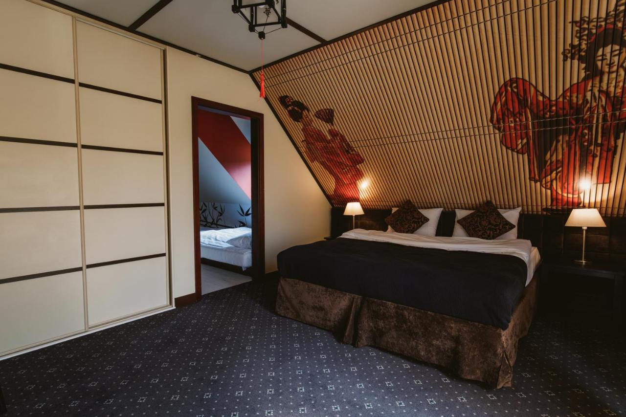 Vierbettzimmer im japanischen Stil