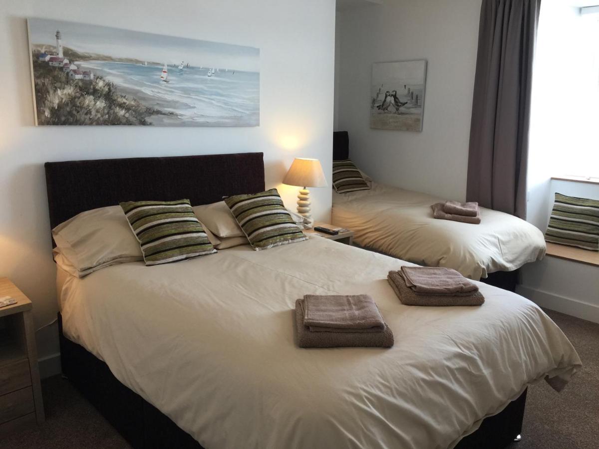 Triple Room with Sea View