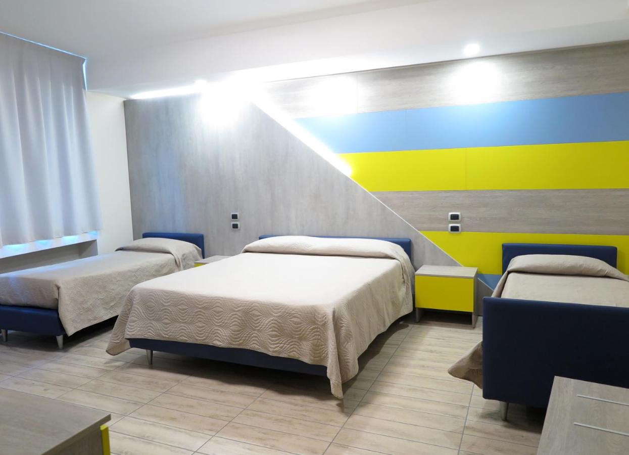 Quadruple Room with Private Bathroom