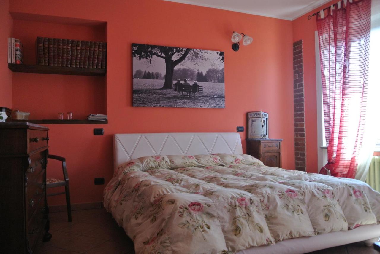 Doppel-/Zweibettzimmer mit Dusche