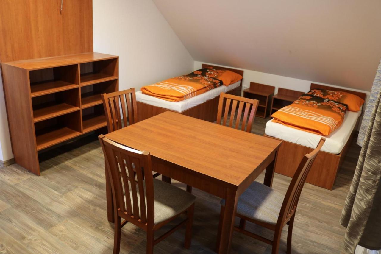 Suite con 2 Camere da Letto