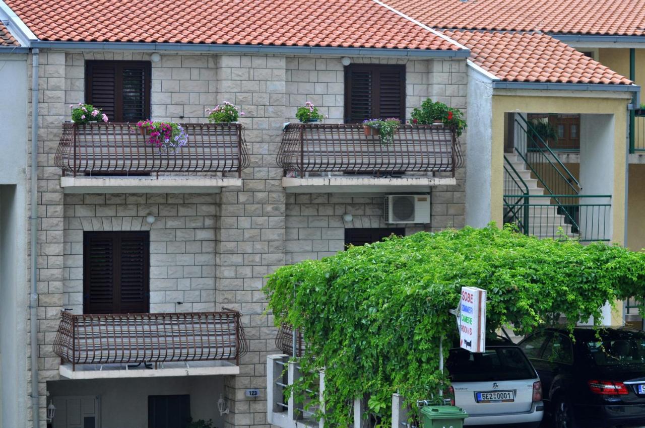 Apartments Ljubica - Ferienwohnung Makarska