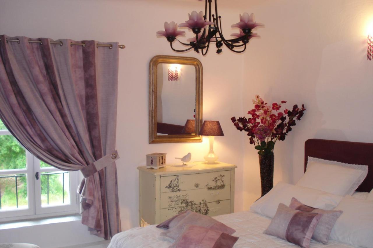 B&B Paluds-de-Noves - Mas De La Coucourde - Bed and Breakfast Paluds-de-Noves