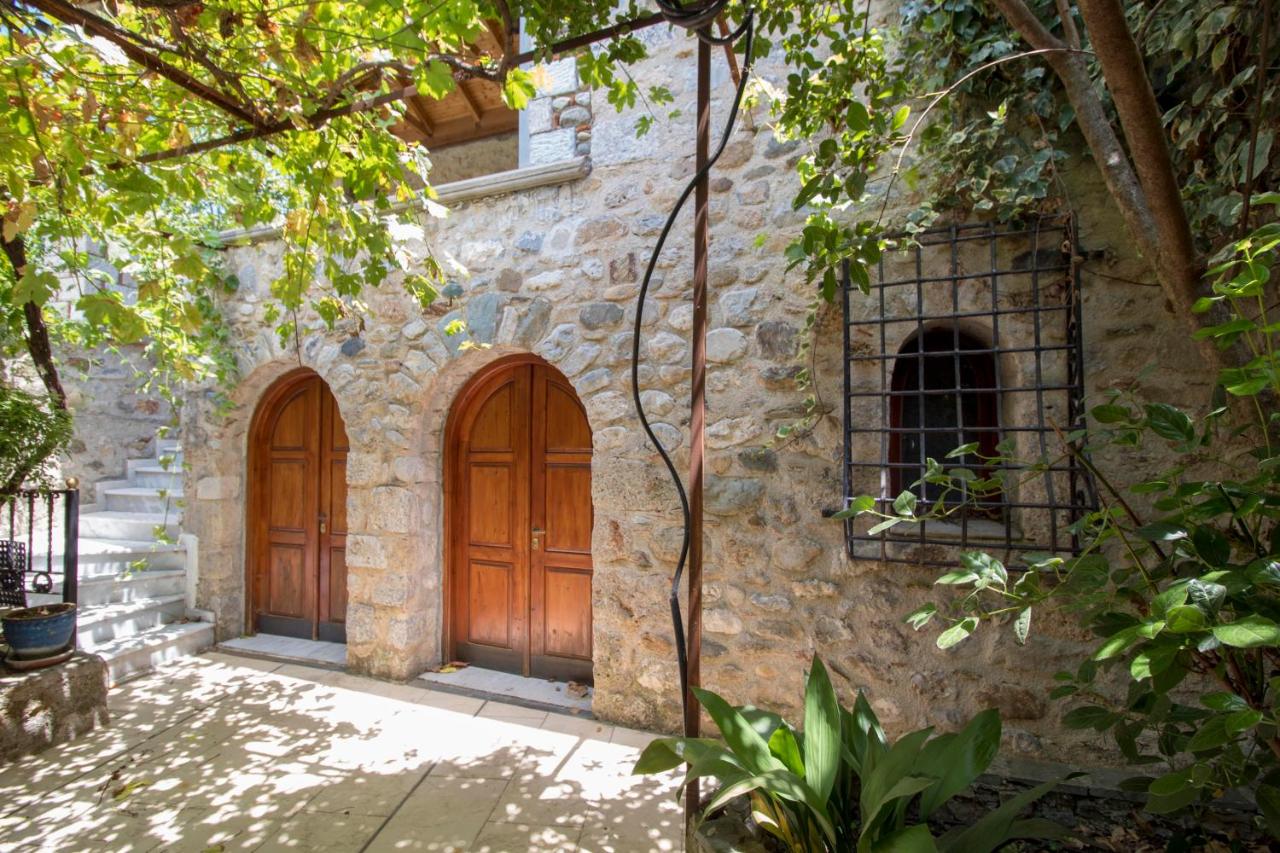 B&B Esparta - Laconian Collection "Mystras 1911" - Bed and Breakfast Esparta