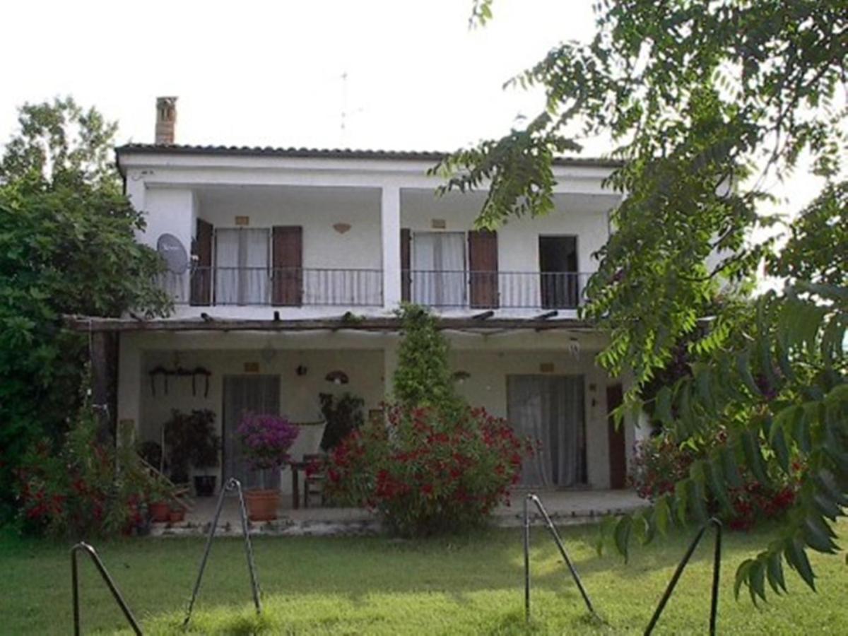 Camera Matrimoniale/Doppia con Letti Singoli con Vista Giardino