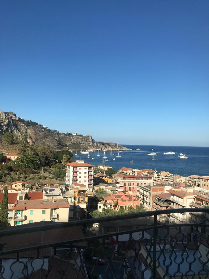 Baia Taormina Apartment - Ferienwohnung