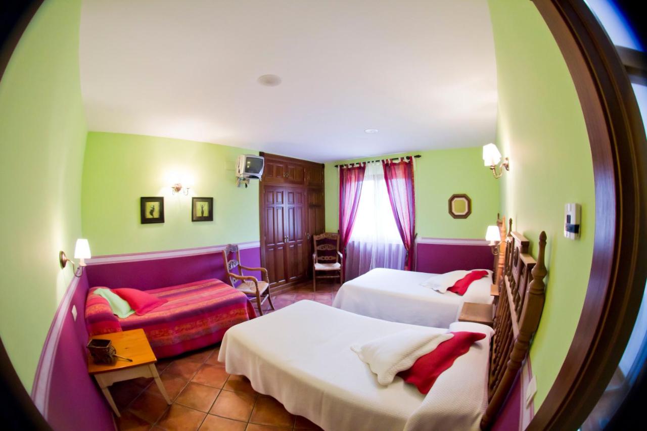 Chambre Triple avec Salle de Bains Privative