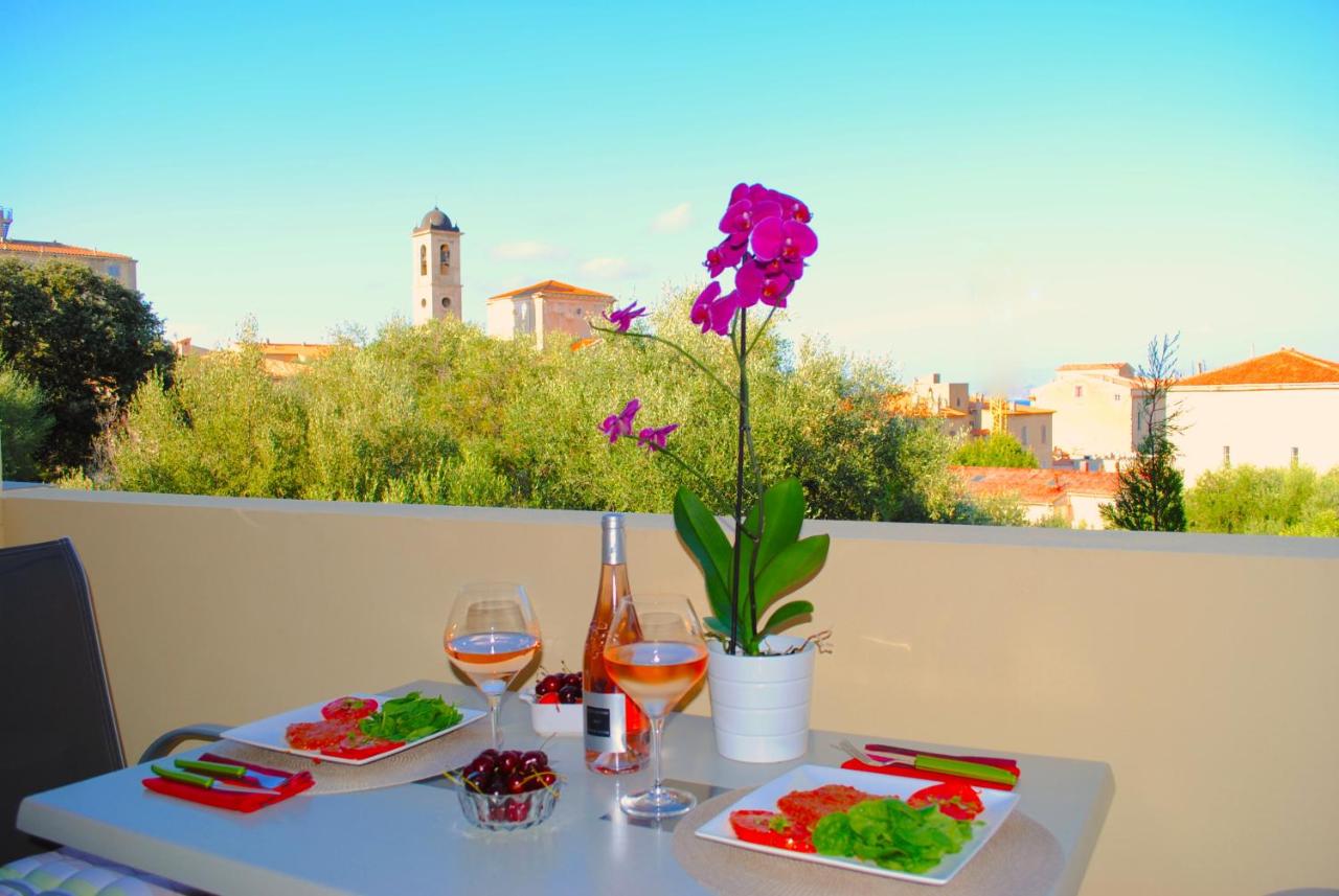 B&B Isola Rossa - APPART CLIMATISE / TERRASSE A 2 MIN DE LA PLAGE - Bed and Breakfast Isola Rossa