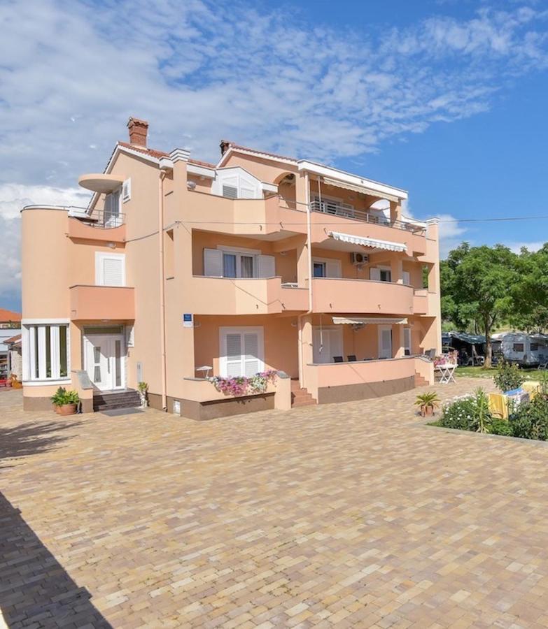 Apartments Medanić - Private Pool - B&B
